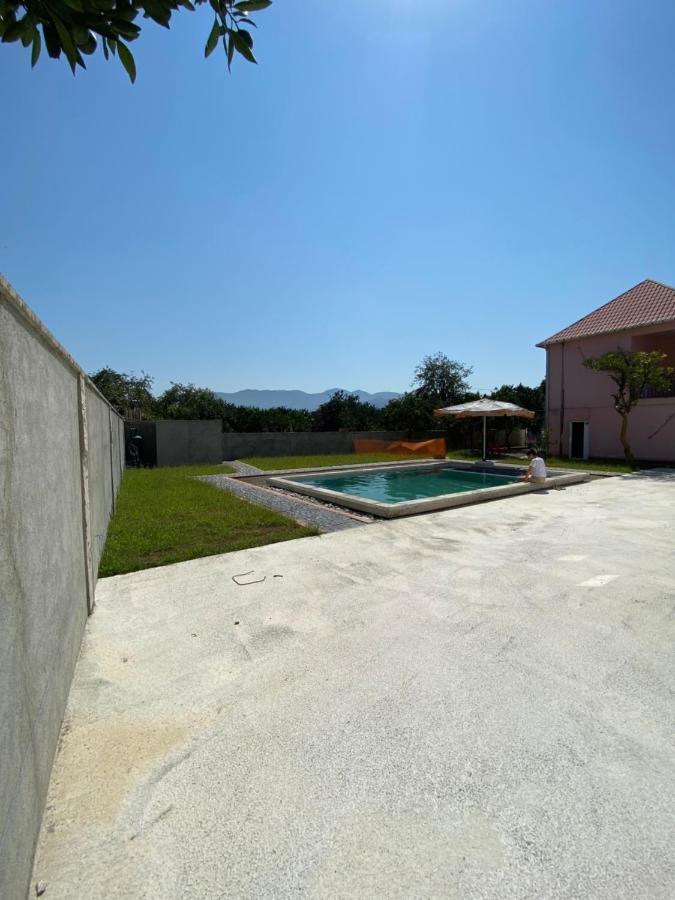 Villa Jakos Paradise Batumi Exteriör bild