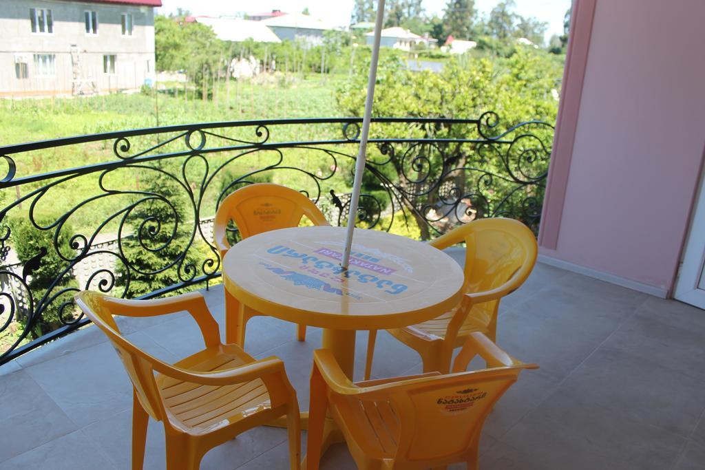 Villa Jakos Paradise Batumi Exteriör bild